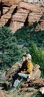 couple.jpg (23277 bytes)